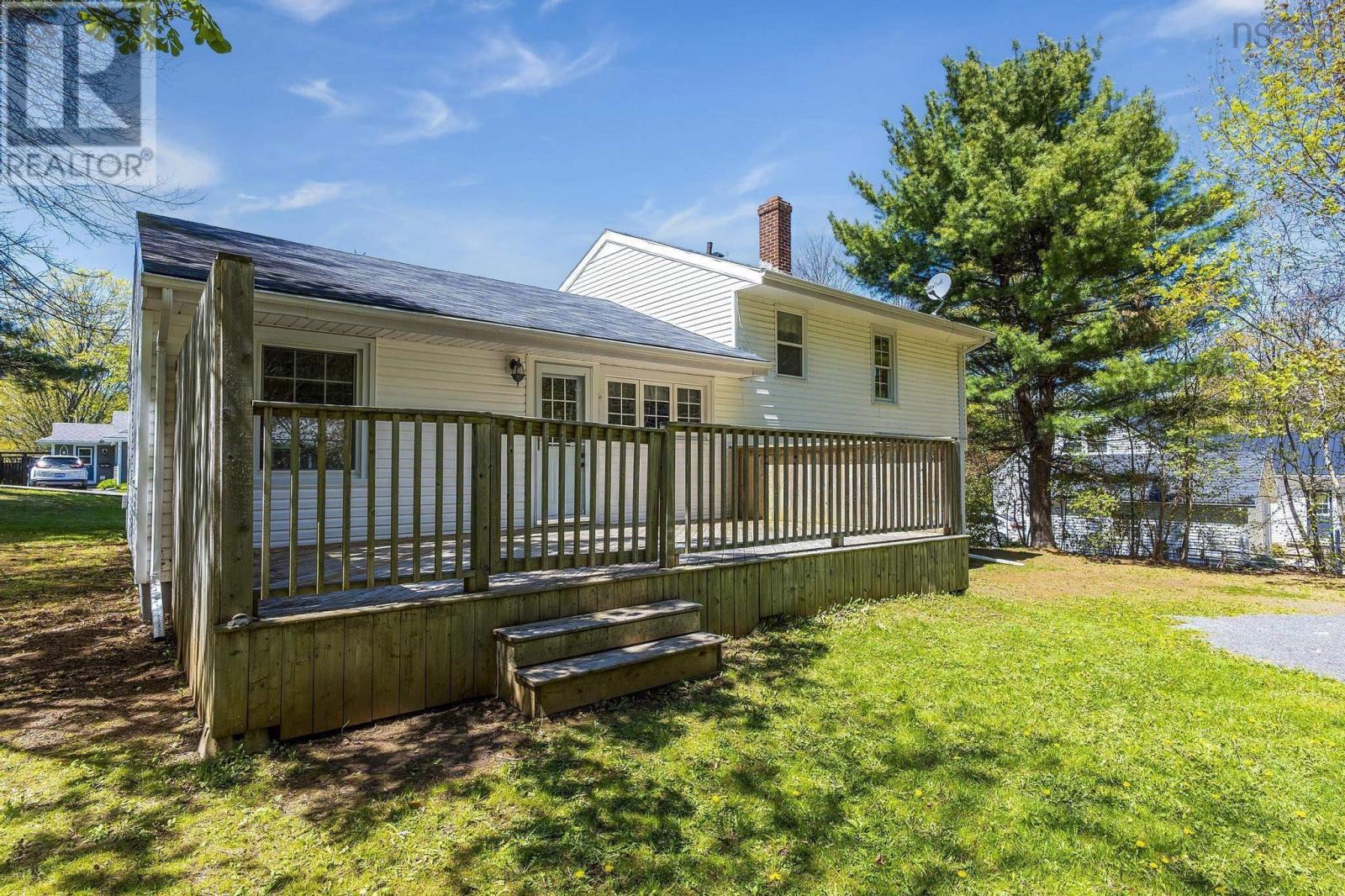 Property at 24 Grant Street image 3