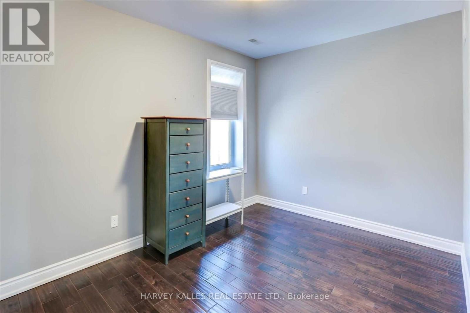 58 Sandford Avenue, Toronto (South Riverdale), Ontario  M4L 2E7 - Photo 16 - E12195956