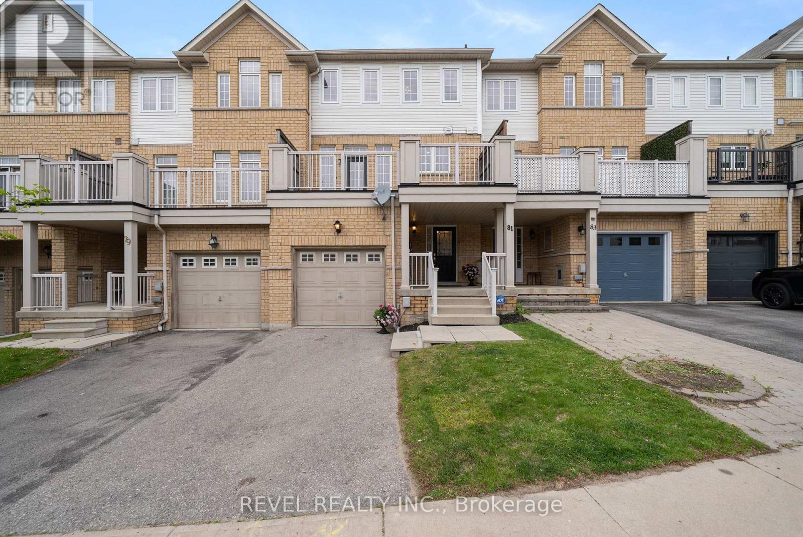 81 BARKDALE WAY, Whitby, Ontario