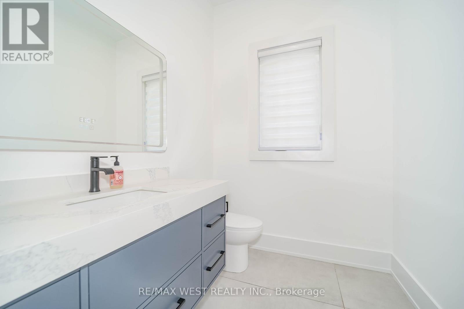 407 Cochrane Street, Whitby (Downtown Whitby), Ontario  L1N 5J6 - Photo 6 - E12196007