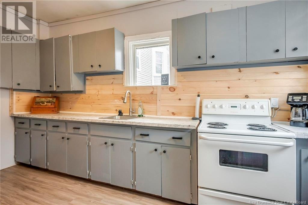 Property at 413 Prince Street image 2