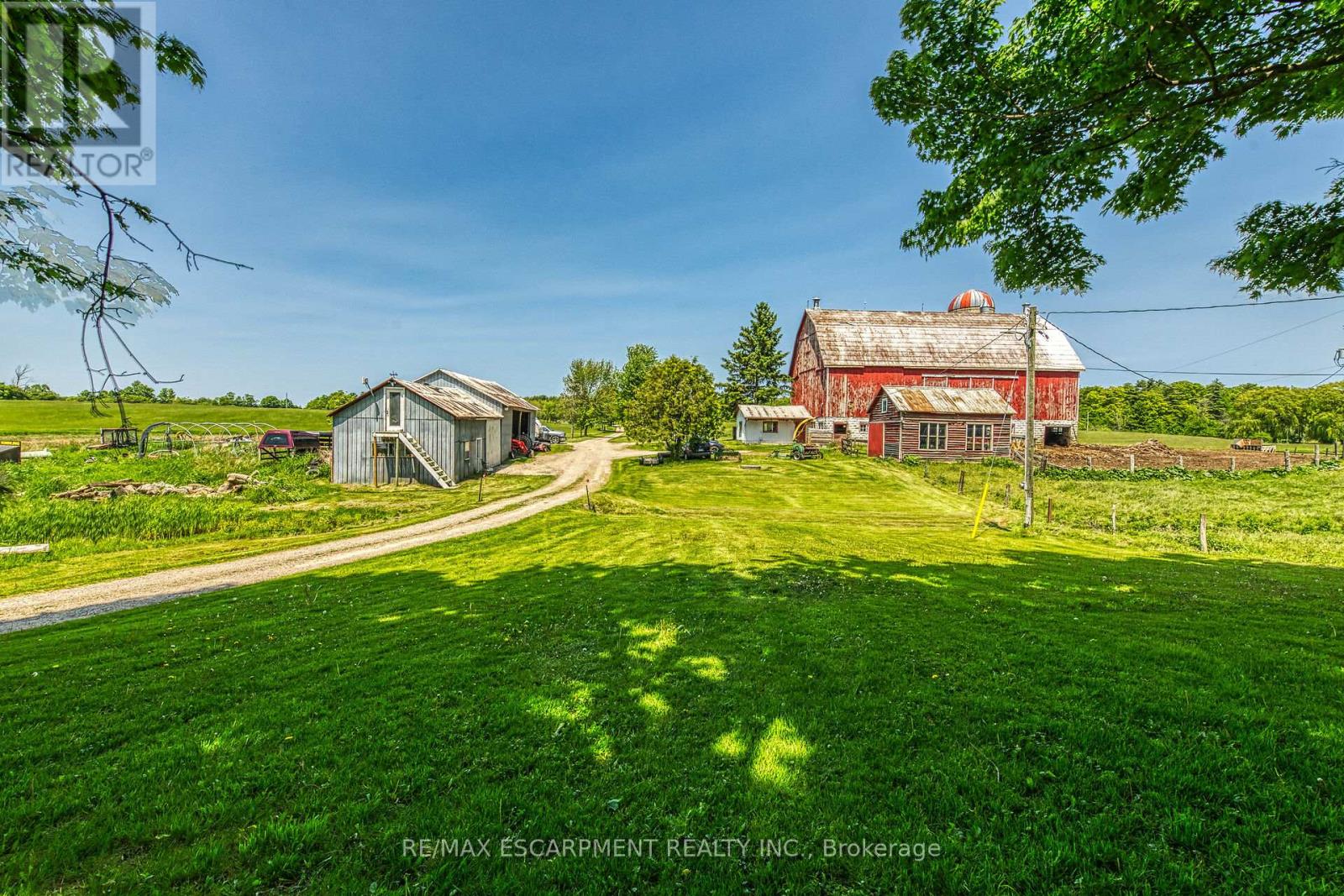 1216 Sawmill Road, Hamilton, Ontario  L9G 3L1 - Photo 34 - X12195825