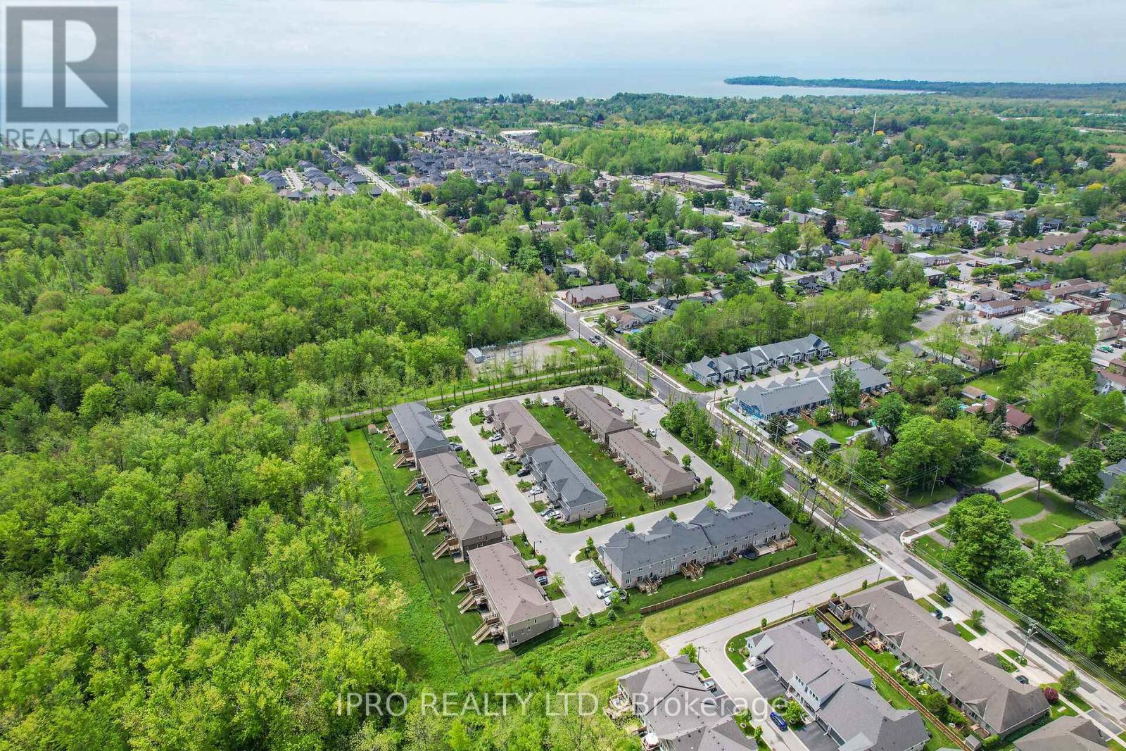 2 - 340 Prospect Point Road N, Fort Erie, Ontario  L0S 1N0 - Photo 4 - X12195826