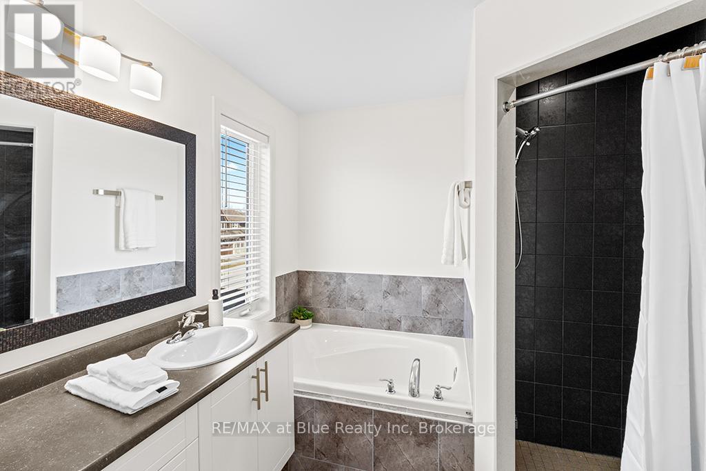 48 Lett Avenue, Collingwood, Ontario  L9Y 0Z5 - Photo 25 - S12054315