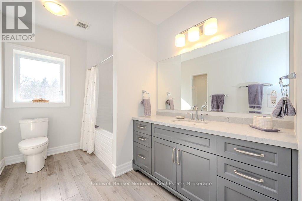 74 Gilmour Road, Puslinch, Ontario  N0B 2J0 - Photo 31 - X12068881