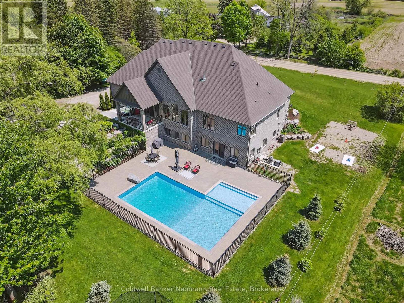 74 Gilmour Road, Puslinch, Ontario  N0B 2J0 - Photo 37 - X12068881