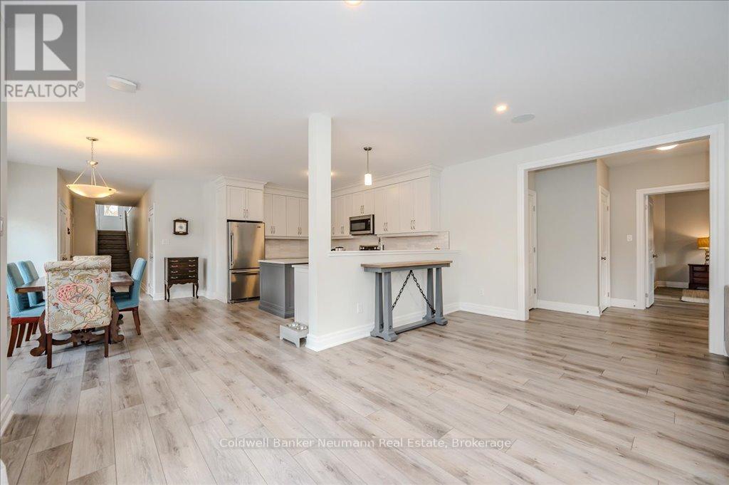 74 Gilmour Road, Puslinch, Ontario  N0B 2J0 - Photo 27 - X12068881