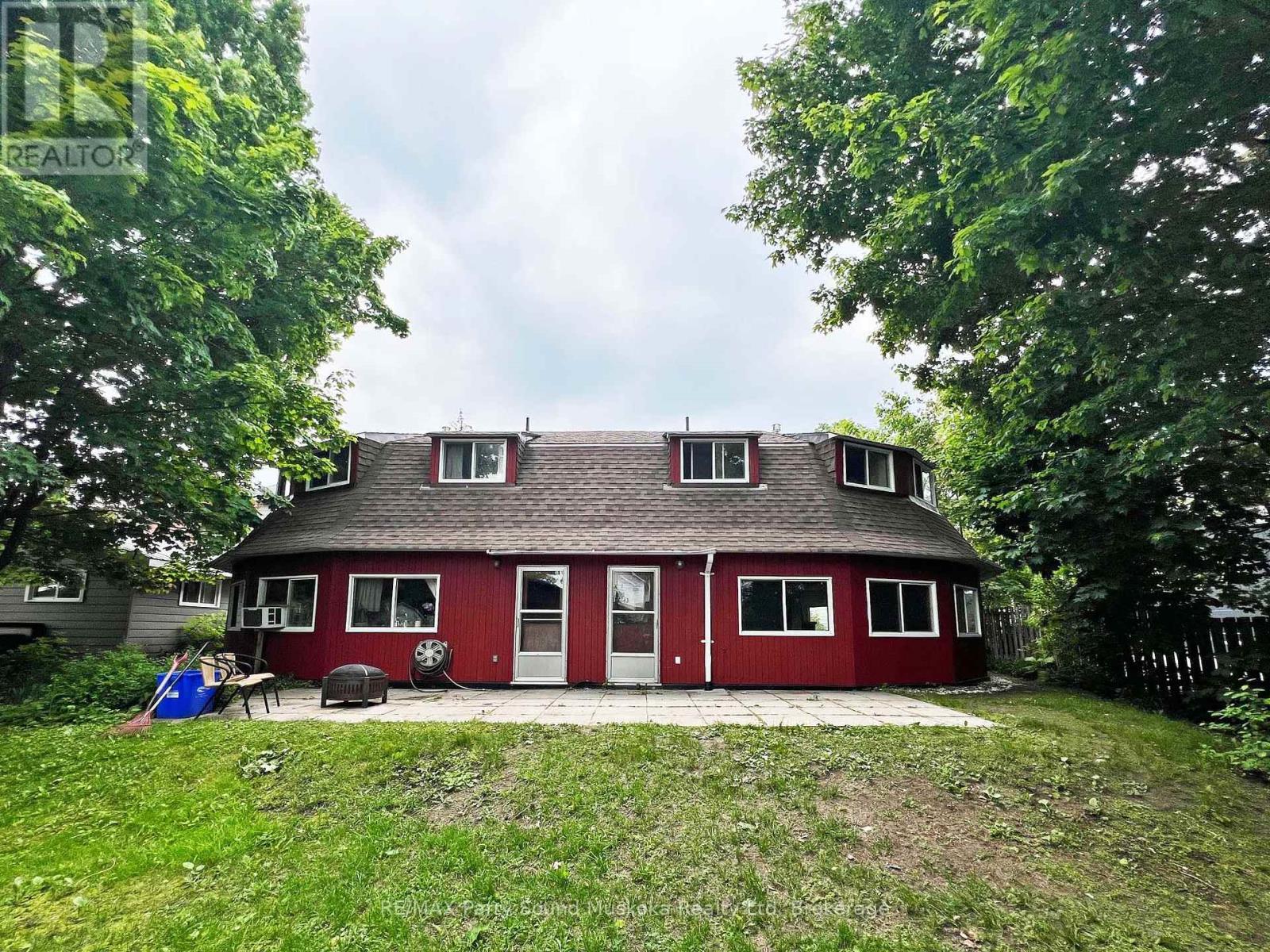 17 - 19 Church Street, Parry Sound, Ontario  P2A 1Y2 - Photo 3 - X12118853