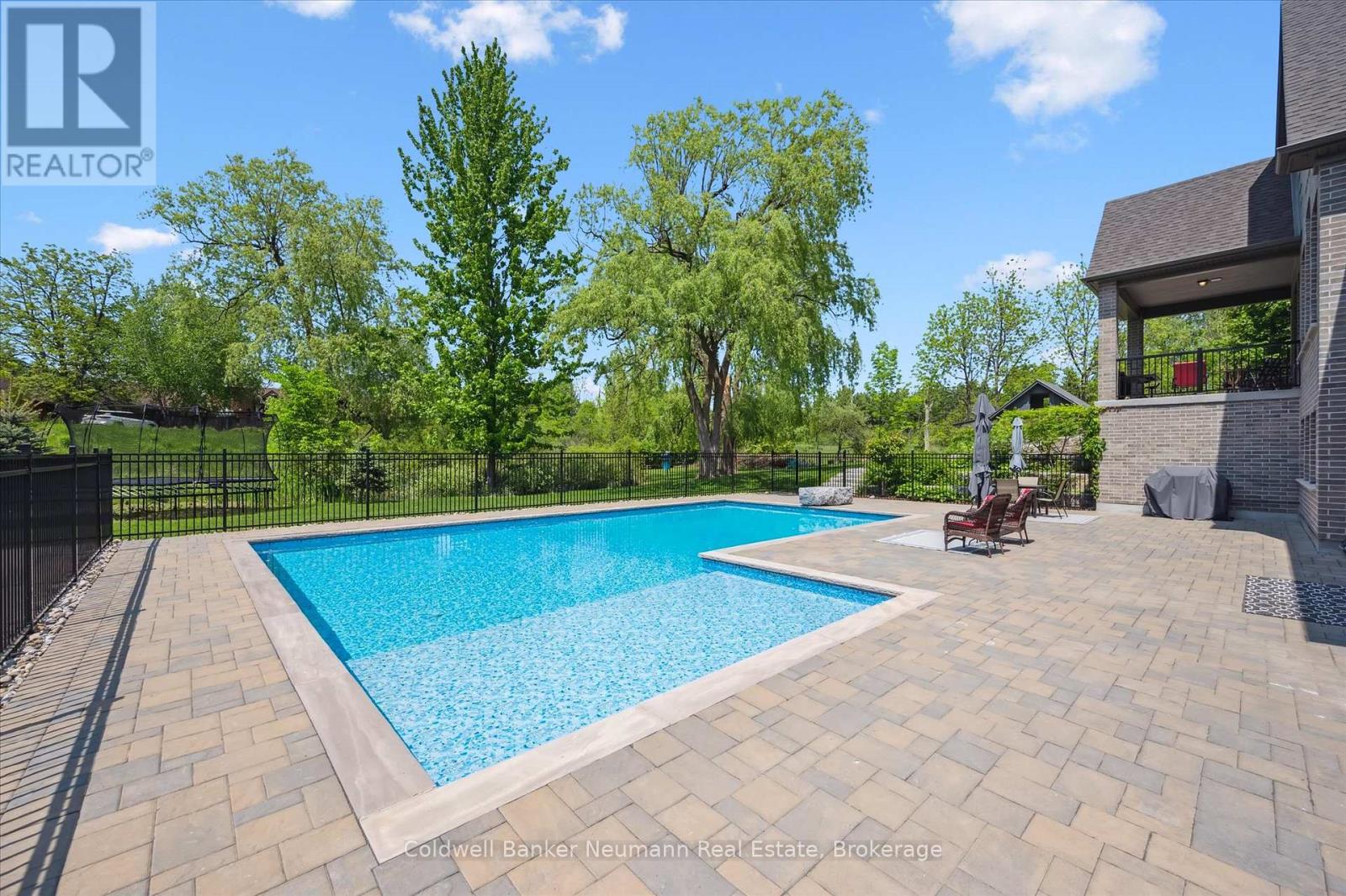 74 Gilmour Road, Puslinch, Ontario  N0B 2J0 - Photo 43 - X12068881
