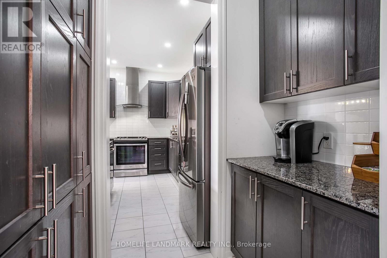 6 Cloverridge Avenue, East Gwillimbury (Holland Landing), Ontario  L9N 0V3 - Photo 18 - N12195992