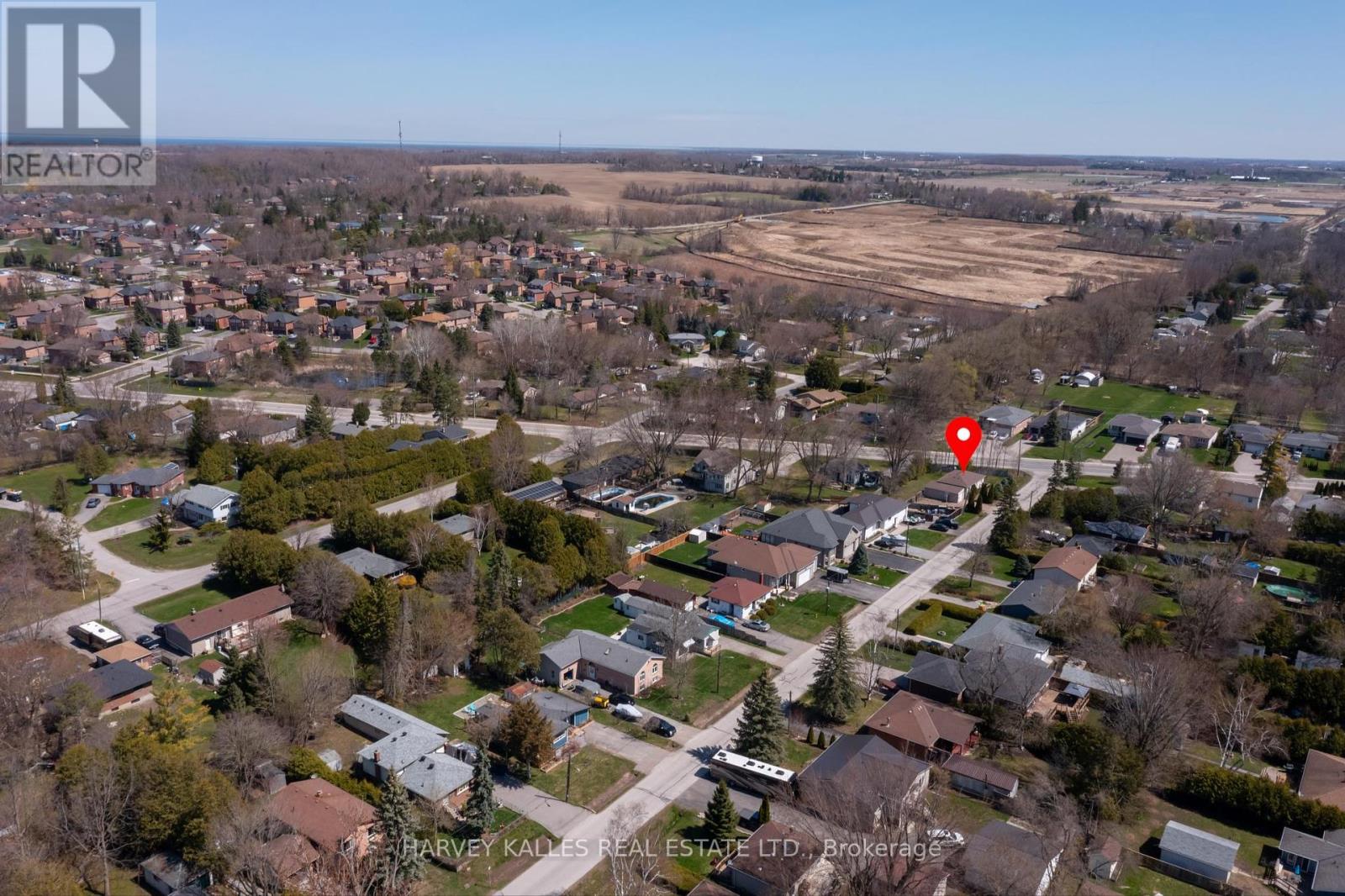 250 Rayners Road, Georgina, Ontario  L4P 1G6 - Photo 37 - N12195994