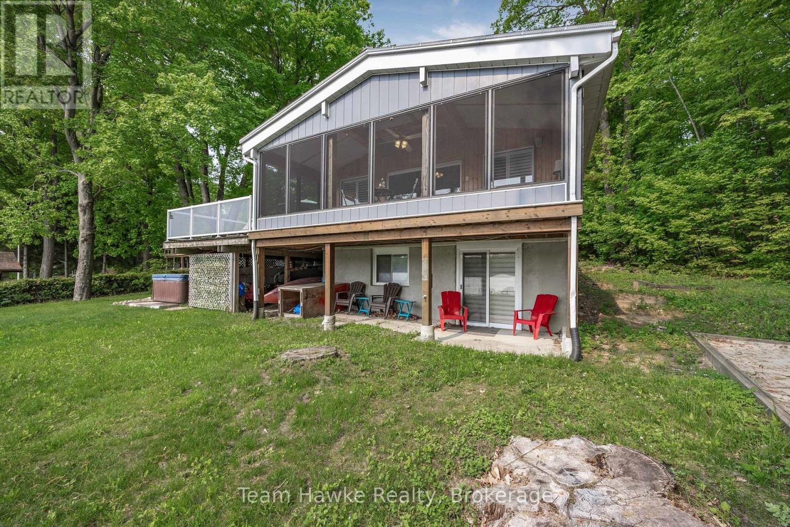 23 Timcourt Drive, Tiny, Ontario  L9M 0B9 - Photo 2 - S12071432