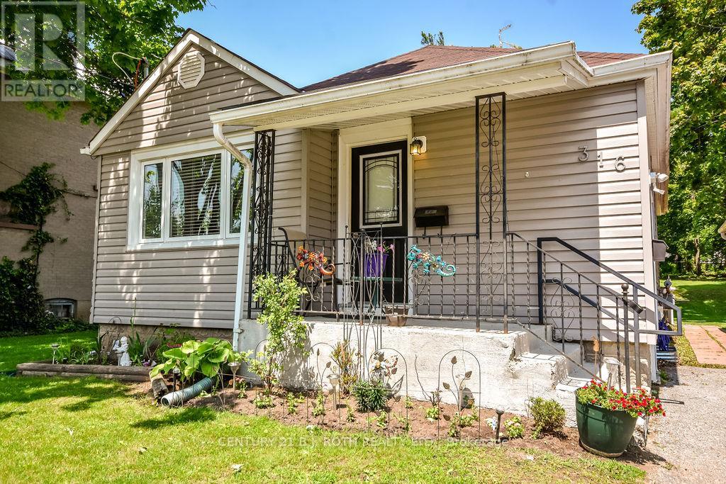 316 Nottawasaga Street, Orillia, Ontario  L3V 3K6 - Photo 27 - S12195849