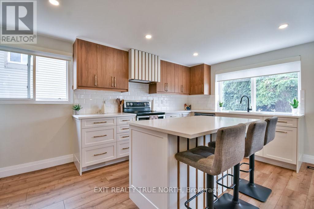 245 Letitia Street, Barrie, Ontario  L4N 4Y7 - Photo 8 - S12195864