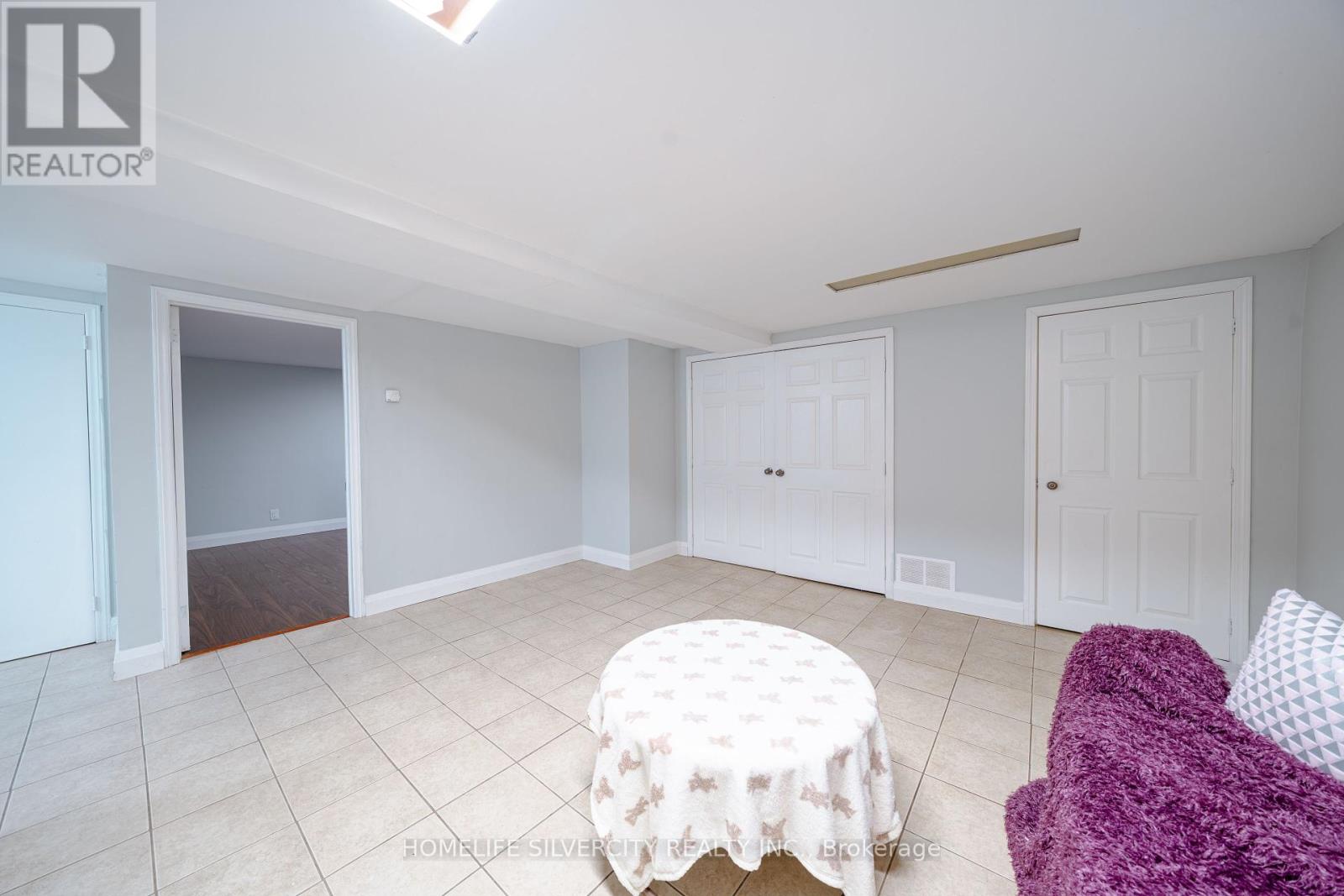 117 Hickling Trail, Barrie, Ontario  L4M 5T7 - Photo 13 - S12195968
