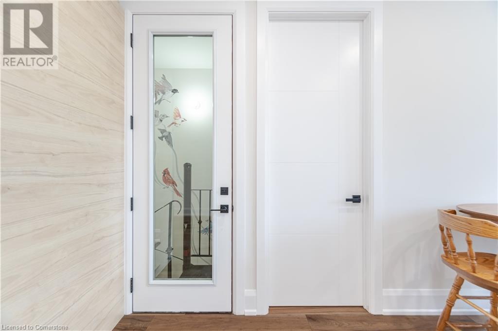 527 Vyner Crescent Unit# A, Oakville, Ontario  L6L 3R4 - Photo 7 - 40734839