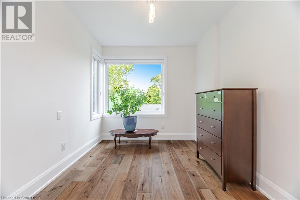 527 Vyner Crescent Unit# A, Oakville, Ontario  L6L 3R4 - Photo 16 - 40734839
