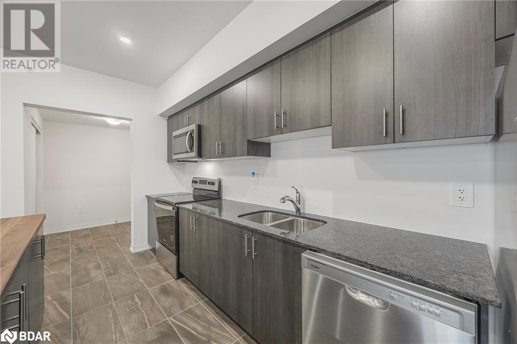 15 Kneeshaw Drive Unit# 613, Barrie, Ontario  L9J 0X9 - Photo 12 - 40736646