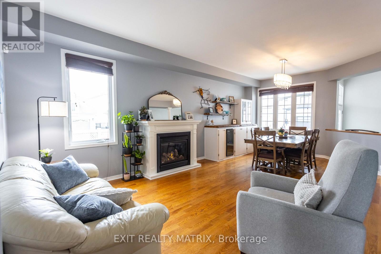 221 Hillpark High Street, Ottawa, Ontario  K1W 0B5 - Photo 12 - X12195531