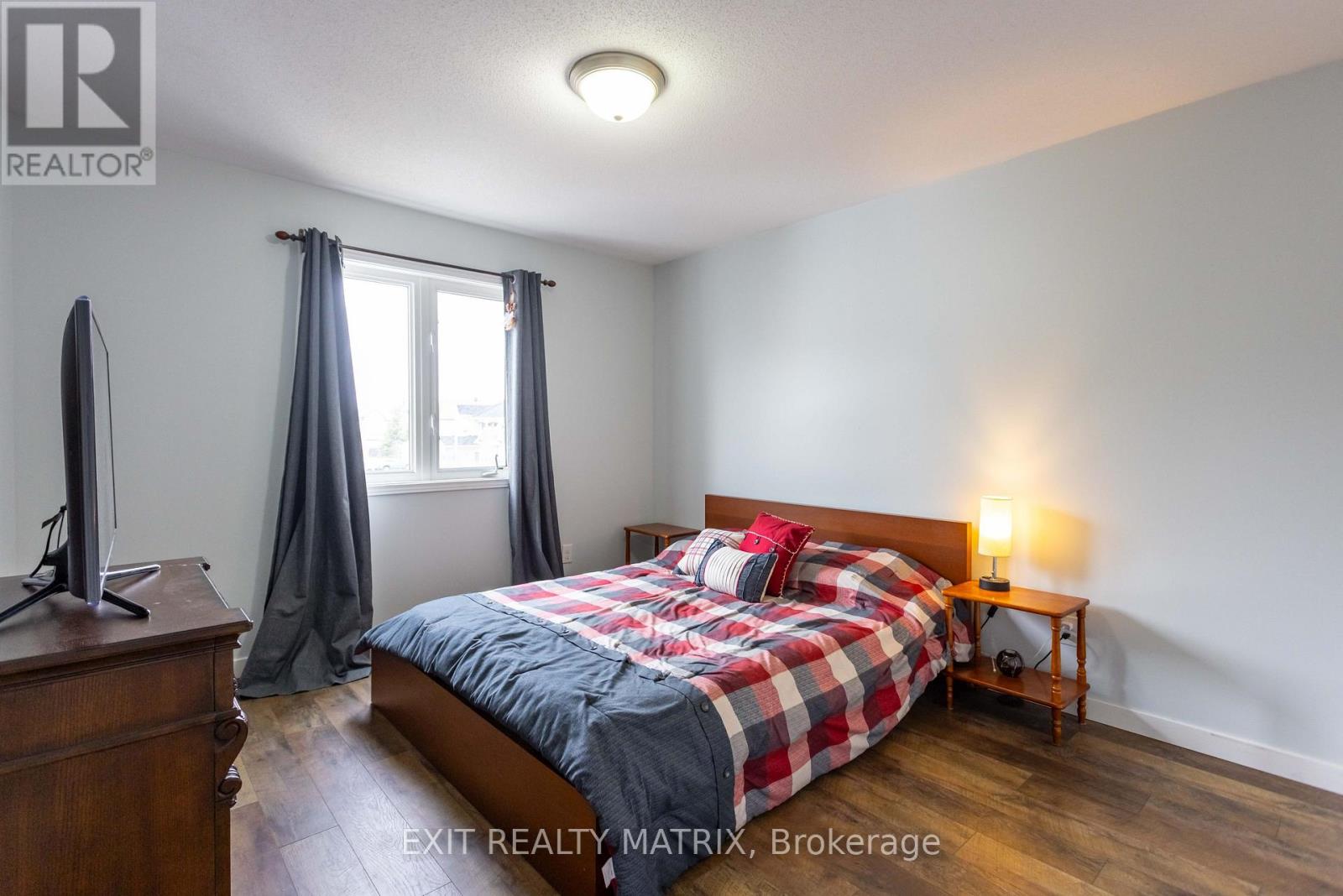 221 Hillpark High Street, Ottawa, Ontario  K1W 0B5 - Photo 29 - X12195531