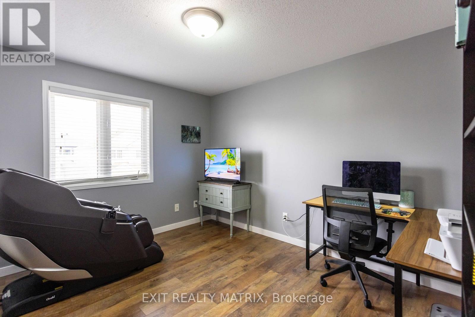 221 Hillpark High Street, Ottawa, Ontario  K1W 0B5 - Photo 30 - X12195531