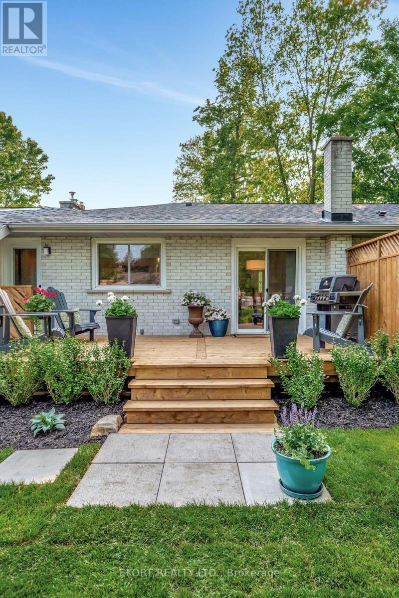 28 Fenwood Crescent, Prince Edward County (Ameliasburg Ward), Ontario  K8N 4Z7 - Photo 42 - X12196103