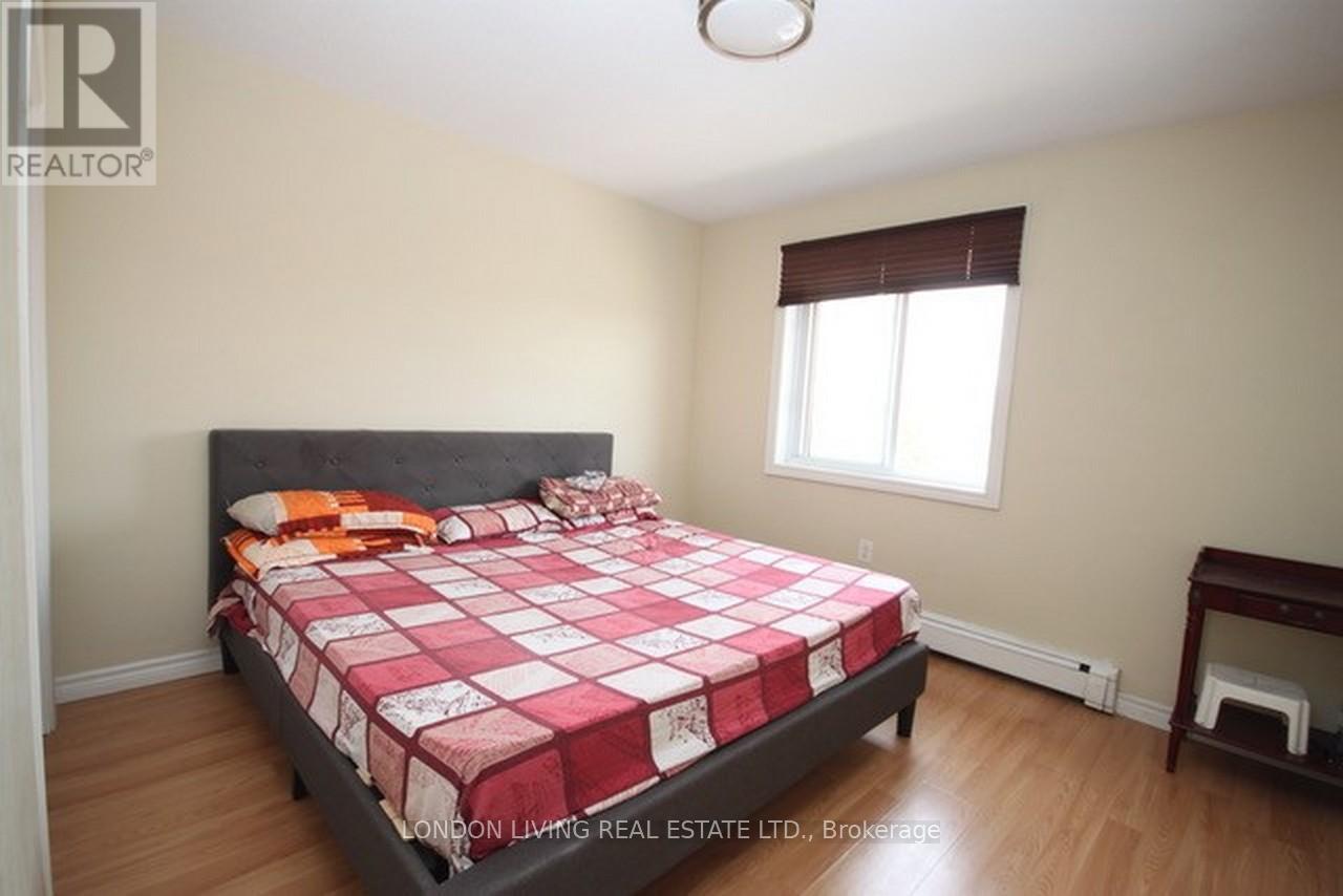 301 - 1584 Ernest Avenue, London South, Ontario  N6E 1X9 - Photo 11 - X12196084