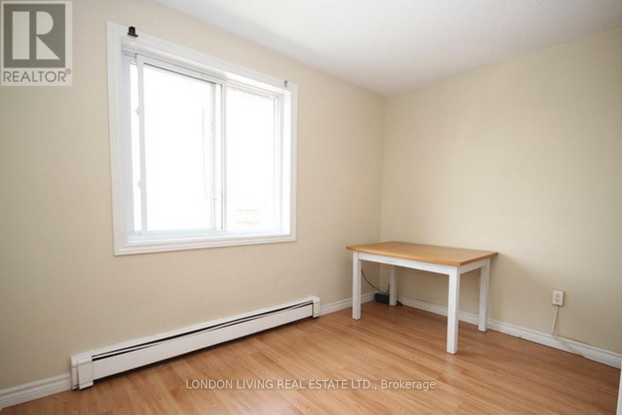 301 - 1584 Ernest Avenue, London South, Ontario  N6E 1X9 - Photo 12 - X12196084