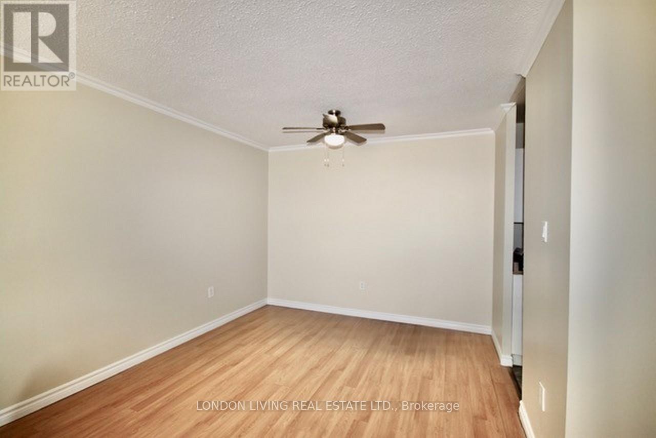 301 - 1584 Ernest Avenue, London South, Ontario  N6E 1X9 - Photo 8 - X12196084