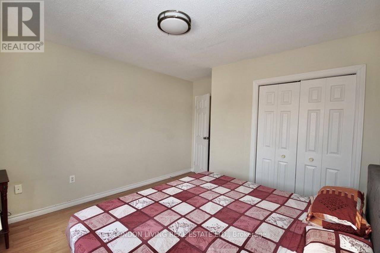 301 - 1584 Ernest Avenue, London South, Ontario  N6E 1X9 - Photo 9 - X12196084