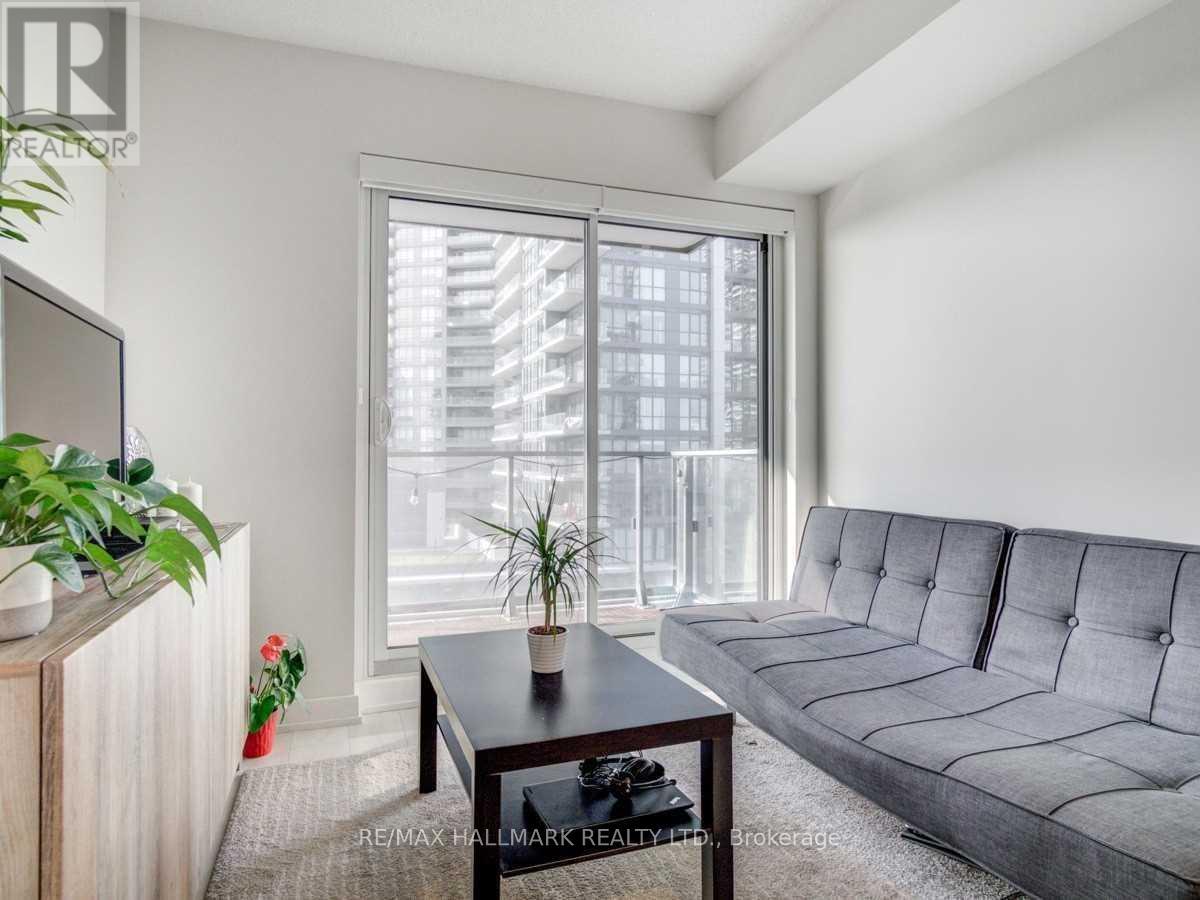 1103 - 2220 Lakeshore Boulevard W, Toronto, Ontario  M8V 0B1 - Photo 13 - W12195846
