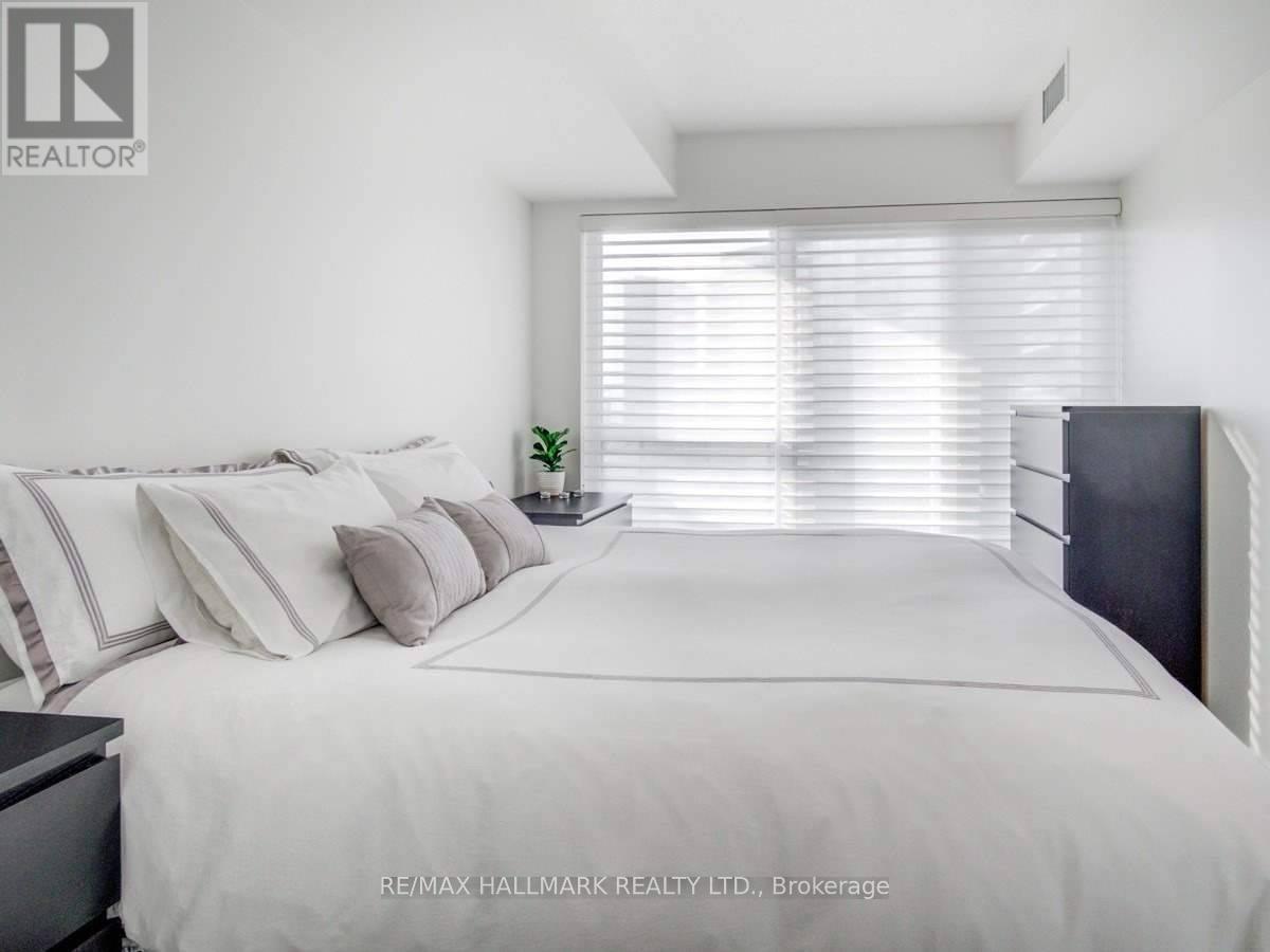 1103 - 2220 Lakeshore Boulevard W, Toronto, Ontario  M8V 0B1 - Photo 19 - W12195846