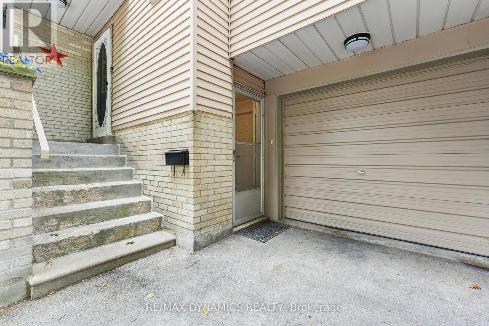 82 Lynden Circle, Halton Hills (Georgetown), Ontario  L7G 4Y8 - Photo 26 - W12195862