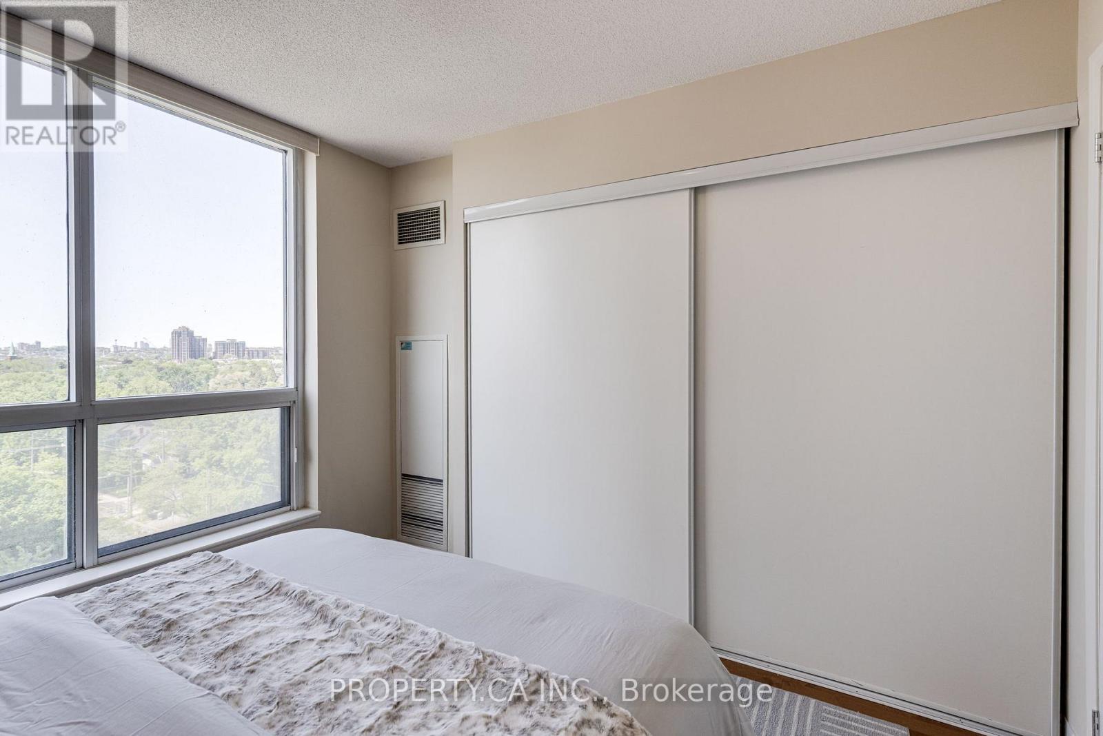 1003 - 70 High Park Avenue, Toronto, Ontario  M6P 1A1 - Photo 18 - W12195889