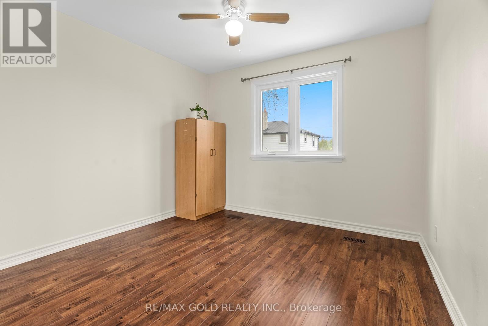 1328 Cawthra Road, Mississauga, Ontario  L5G 4K9 - Photo 26 - W12195909