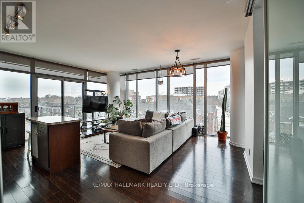 413 - 103 The Queensway Avenue, Toronto, Ontario  M6S 5B3 - Photo 10 - W12195920