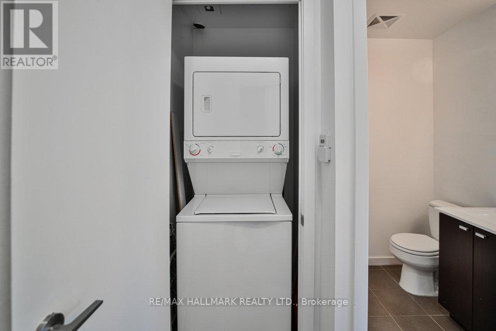 413 - 103 The Queensway Avenue, Toronto, Ontario  M6S 5B3 - Photo 24 - W12195920