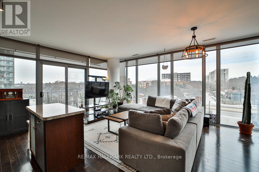 413 - 103 The Queensway Avenue, Toronto, Ontario  M6S 5B3 - Photo 6 - W12195920