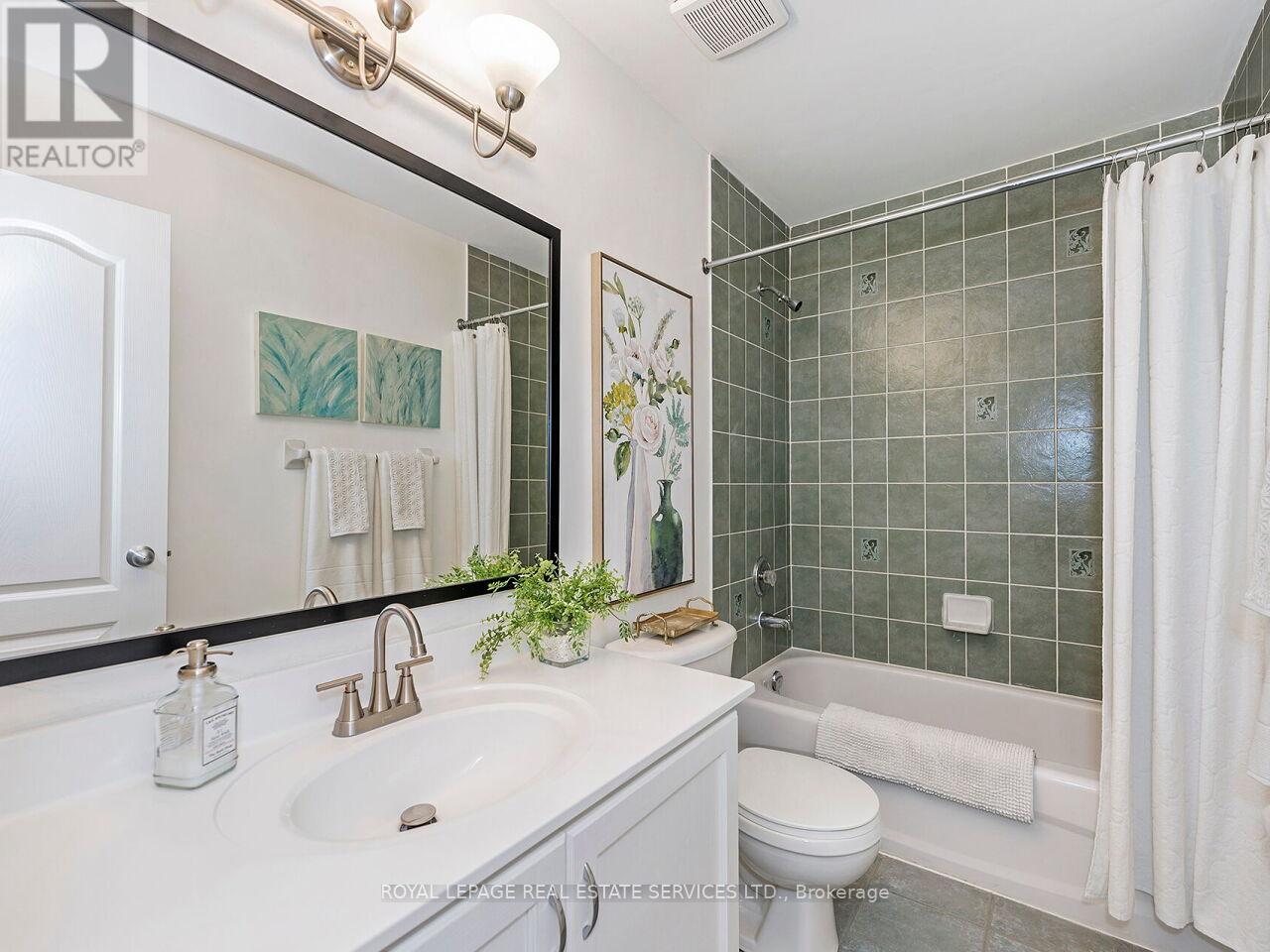 535 Oxford Street, Toronto, Ontario  M8Y 4H2 - Photo 31 - W12195921