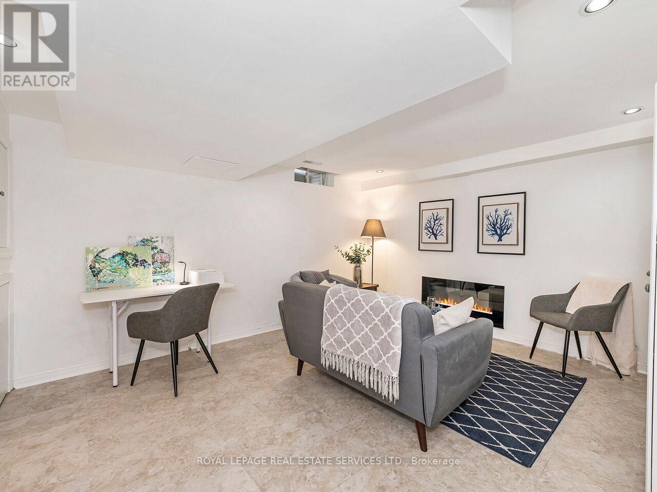 535 Oxford Street, Toronto, Ontario  M8Y 4H2 - Photo 37 - W12195921