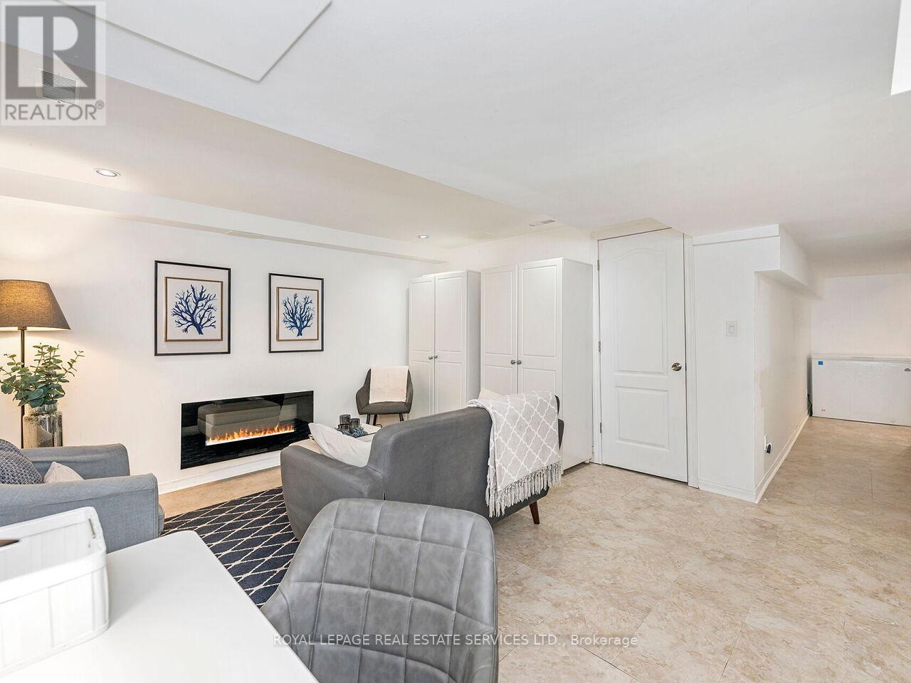 535 Oxford Street, Toronto, Ontario  M8Y 4H2 - Photo 40 - W12195921