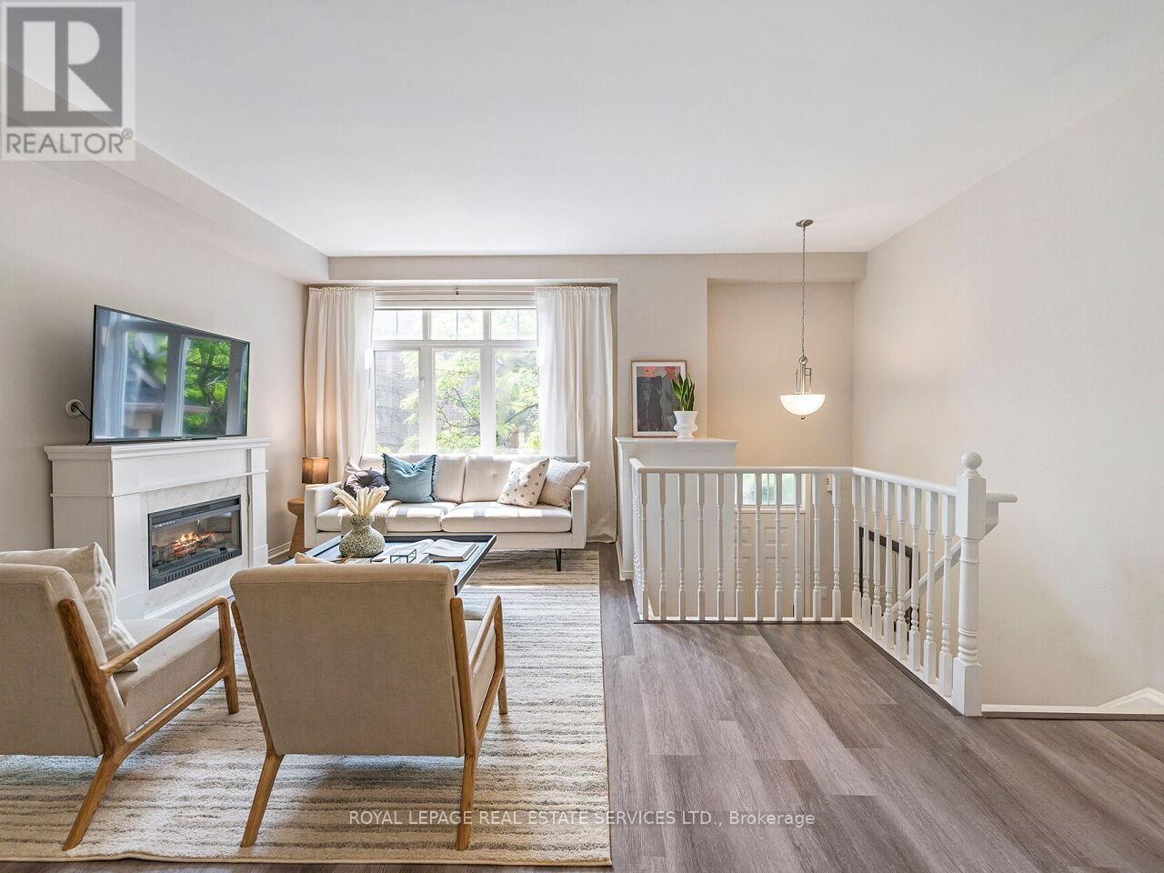 535 Oxford Street, Toronto, Ontario  M8Y 4H2 - Photo 7 - W12195921