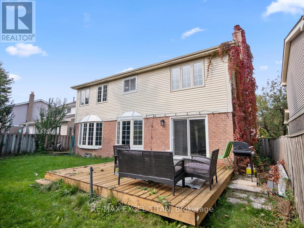 27 Macdougall Drive, Brampton, Ontario  L6S 3P4 - Photo 15 - W12195928