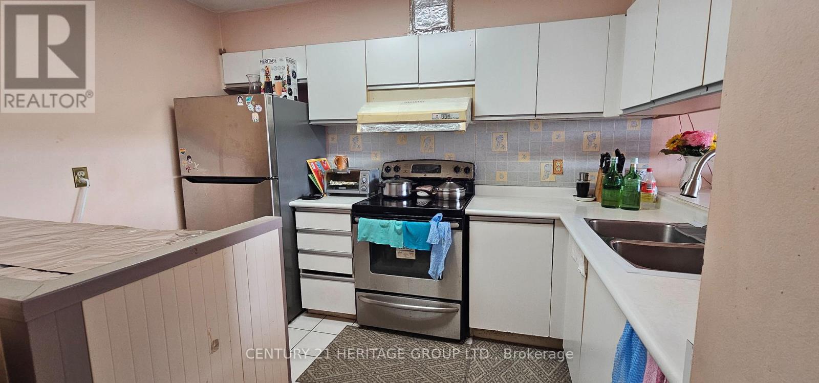 807 - 236 Albion Road, Toronto, Ontario  M9W 6A6 - Photo 6 - W12195934