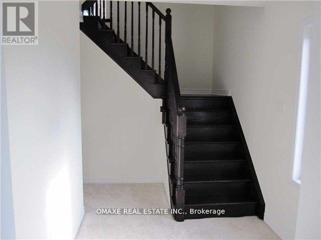 33 Volner Road, Brampton, Ontario  L7A 0A8 - Photo 3 - W12195960