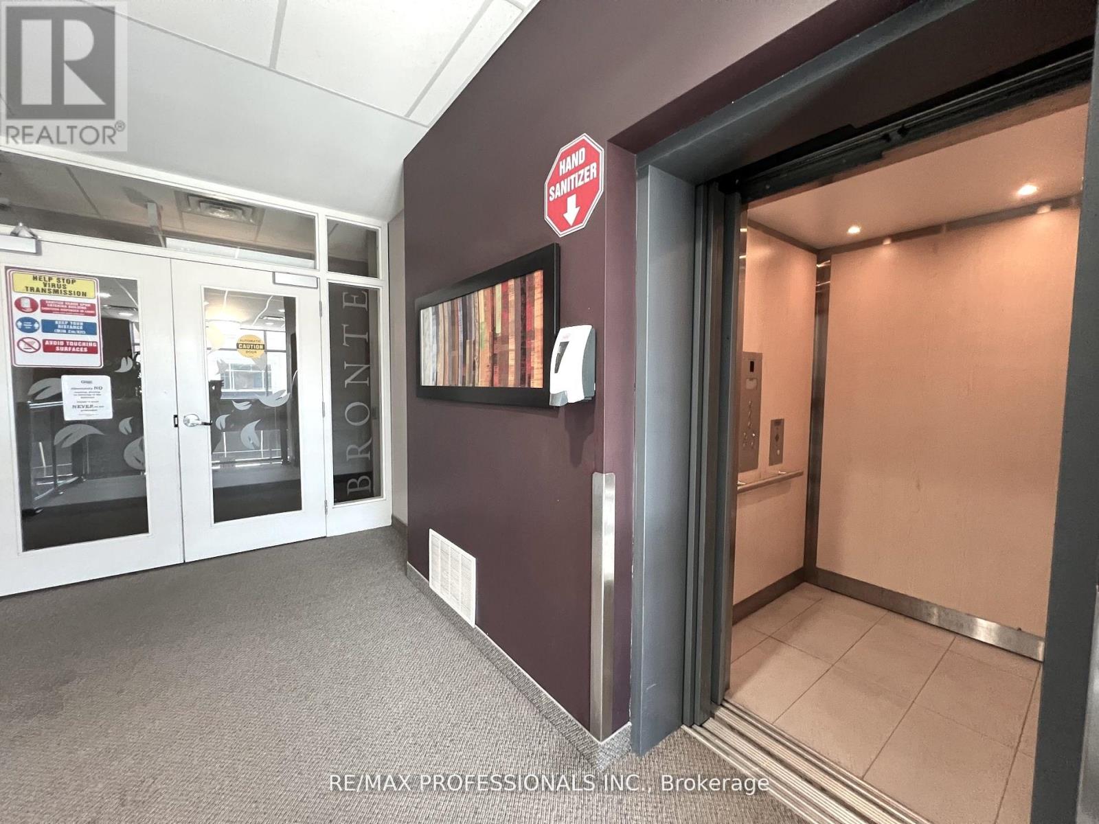 216 - 330 Bronte Road, Milton, Ontario  L9T 7X1 - Photo 3 - W12196025