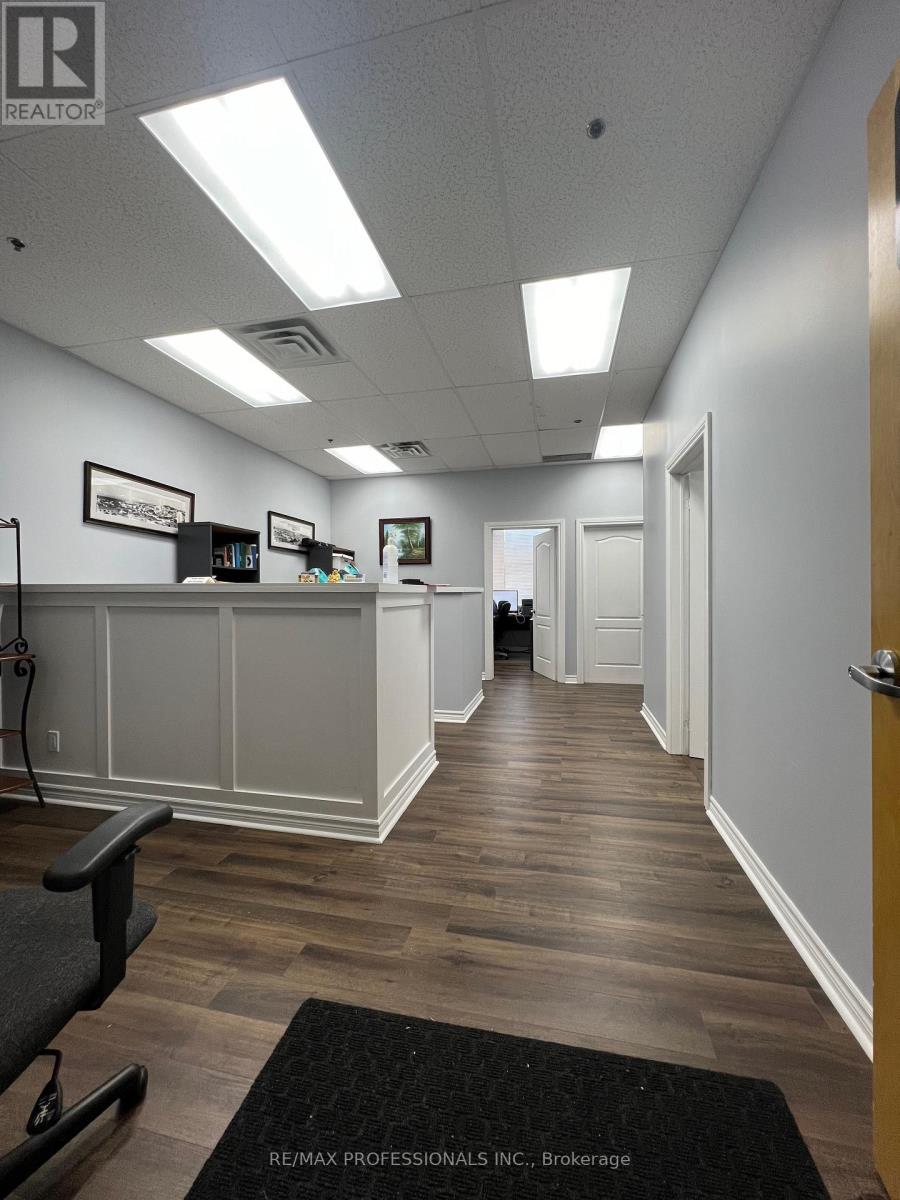 216 - 330 Bronte Road, Milton, Ontario  L9T 7X1 - Photo 9 - W12196025