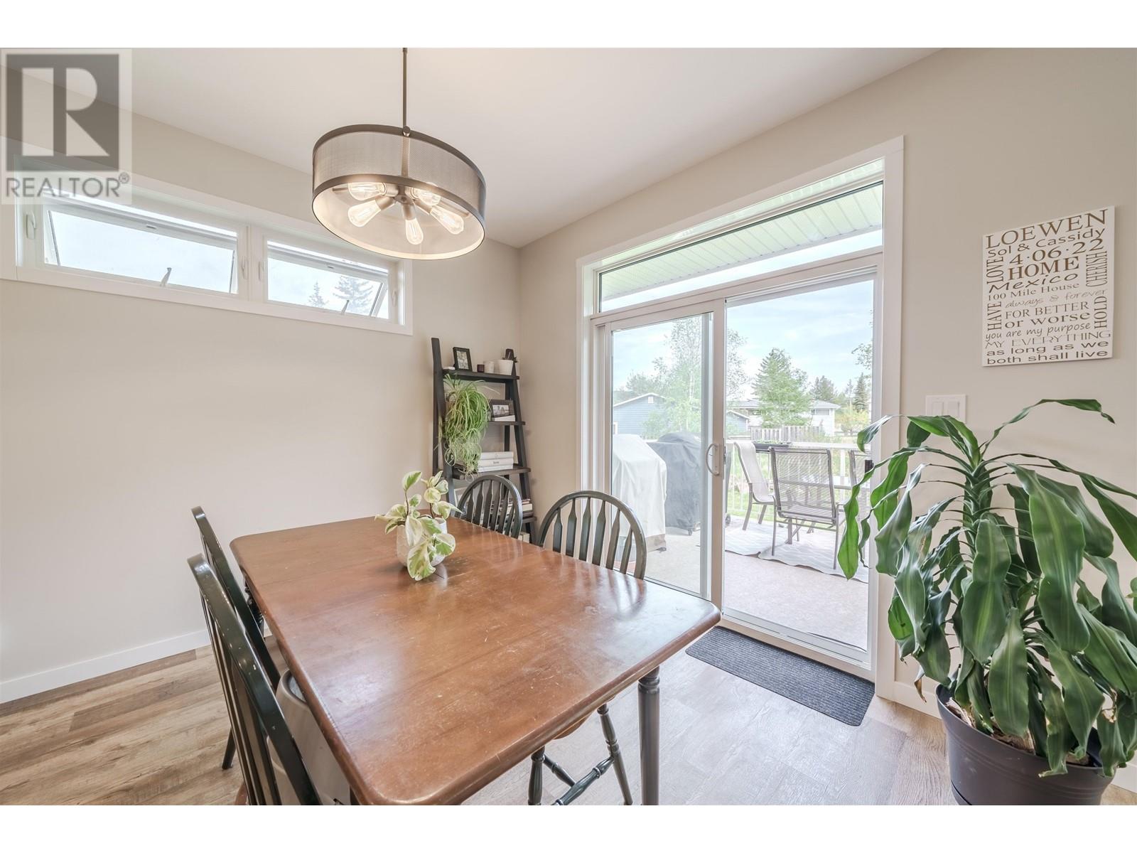 910 Spruce Place, 100 Mile House, British Columbia  V0K 2E0 - Photo 19 - R3011278