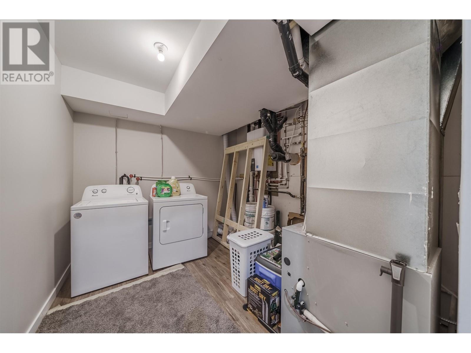 910 Spruce Place, 100 Mile House, British Columbia  V0K 2E0 - Photo 40 - R3011278