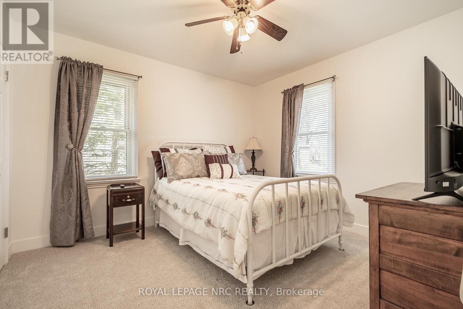 140 Erie Street, Port Colborne, Ontario  L3K 4M4 - Photo 18 - X12196049
